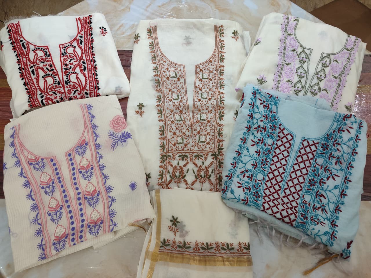 2pcs embroidered chanderi mal suit it's dyeable
